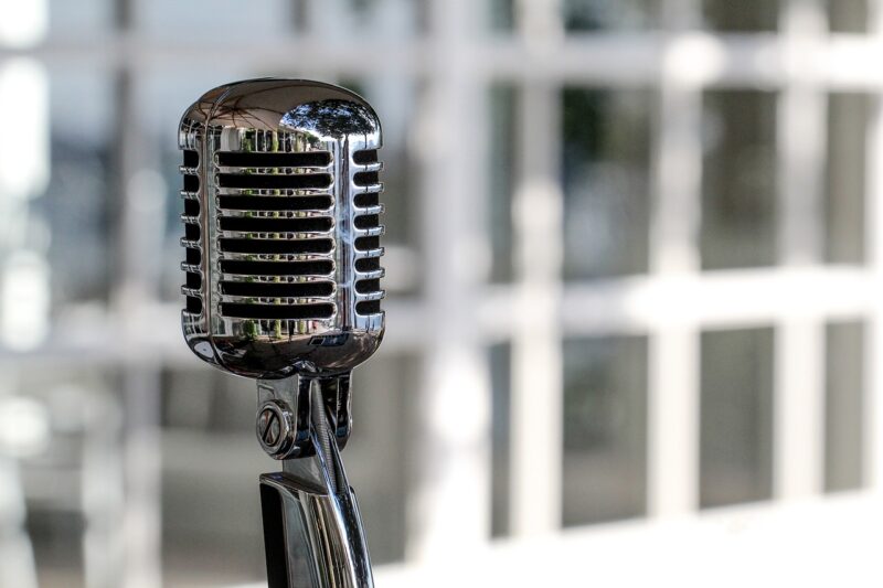 How to Start a Podcast: A Step-by-Step Guide for Beginners How to Start a Podcast: A Step-by-Step Guide for Beginners