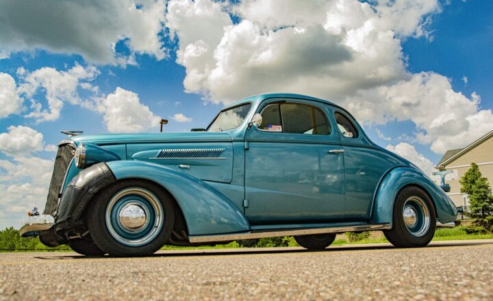 The Triumph TR6: The Classic British Roadster with Sports Car Soul