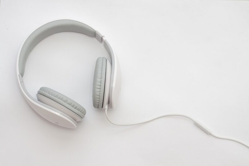 The Best Audio Gadgets for Travelers: Take Your Music Anywhere in Style The Best Audio Gadgets for Travelers: Take Your Music Anywhere in Style