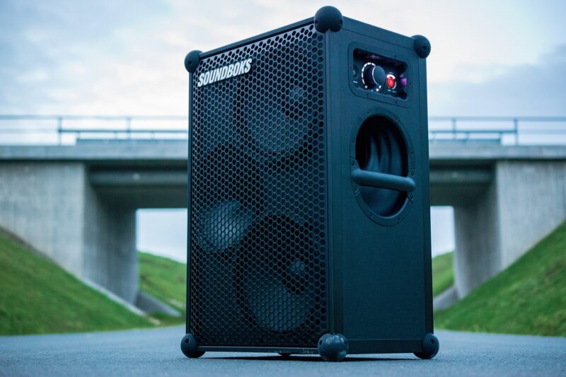 How to Find the Perfect Balance Between Bass, Midrange, and Treble in Audio Systems
