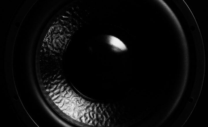 How to Choose the Perfect Subwoofer for Deep, Immersive Sound