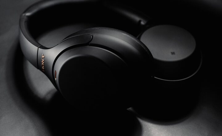 How Bluetooth and Wireless Technology Have Changed the Way We Listen to Music