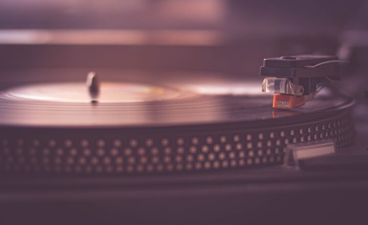 10 Must-Have Accessories for Vinyl Lovers to Enhance Their Listening Sessions