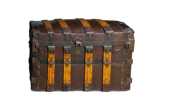 Stories of People Who Discovered Lost Treasures and Became Rich