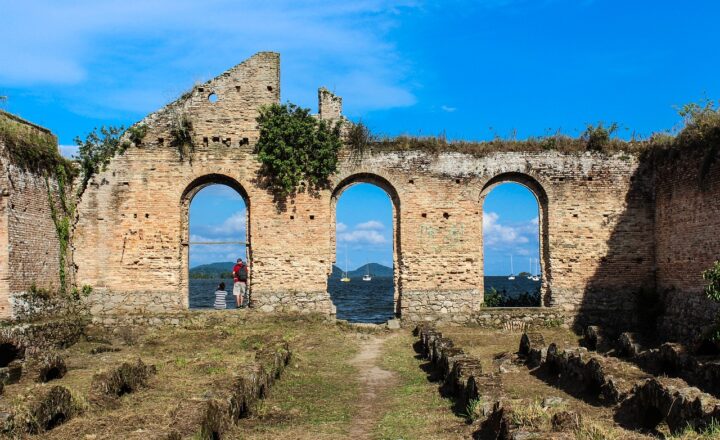 Unexpected Windfalls: People Who Inherited Millions from Strangers