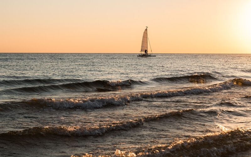 Sailing Adventures Around the World: From the Caribbean to the Mediterranean Sailing Adventures Around the World: From the Caribbean to the Mediterranean