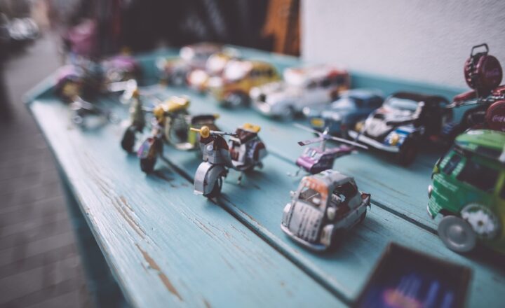The Ultimate Guide to Collecting Vintage Toys: Finding and Valuing Rare Items