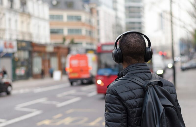 Choosing Comfortable Headphones for Long Flights: Noise-Canceling and Portable Options