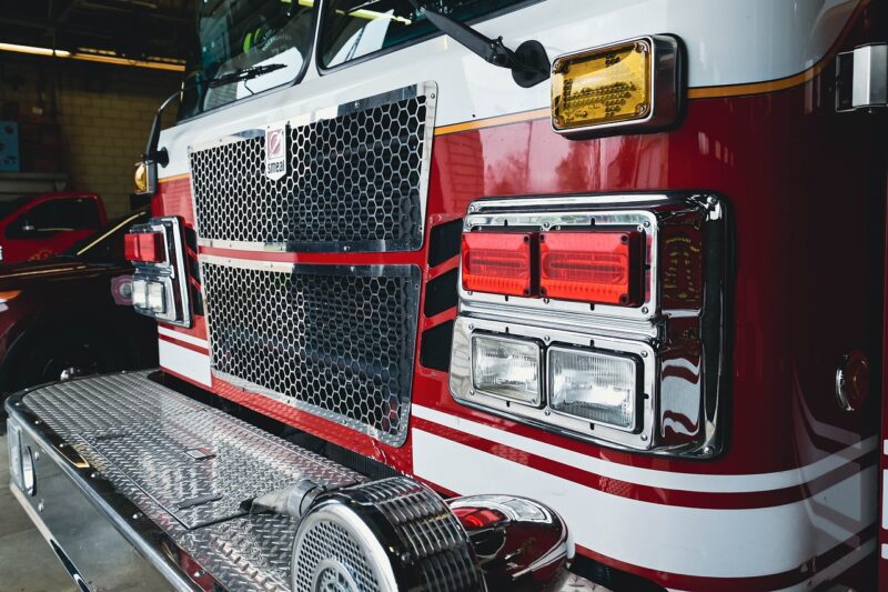 Fire Departments in Small Towns vs. Big Cities: How Resources and Needs Differ Fire Departments in Small Towns vs. Big Cities: How Resources and Needs Differ