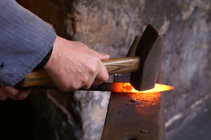 The Role of Iron in Magnetic Fields and Technological Advancements The Role of Iron in Magnetic Fields and Technological Advancements