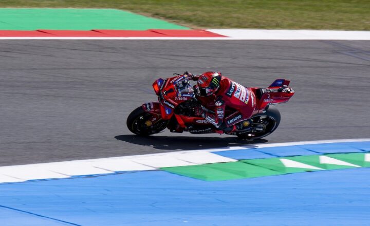 A Guide to the Most Spectacular Lakes Around the World and the Rivers That Feed Them