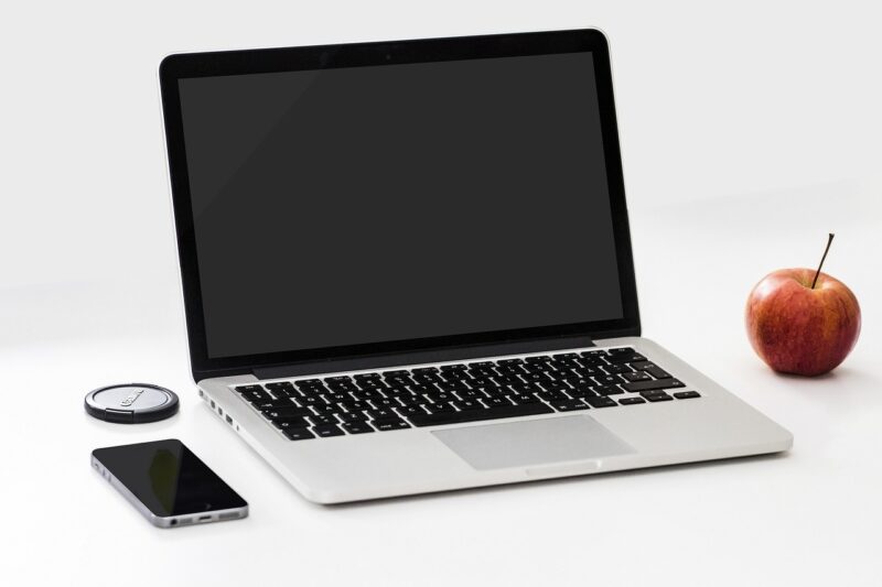 The Complete Guide to Buying a Laptop for Creative Professionals: Power vs. Portability
