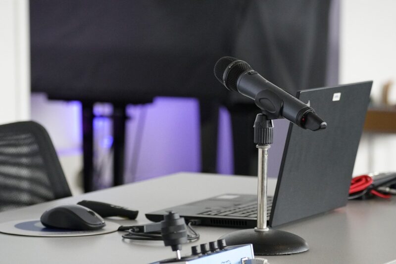 How Podcasts Are Becoming Essential Tools for Learning and Skill Development How Podcasts Are Becoming Essential Tools for Learning and Skill Development