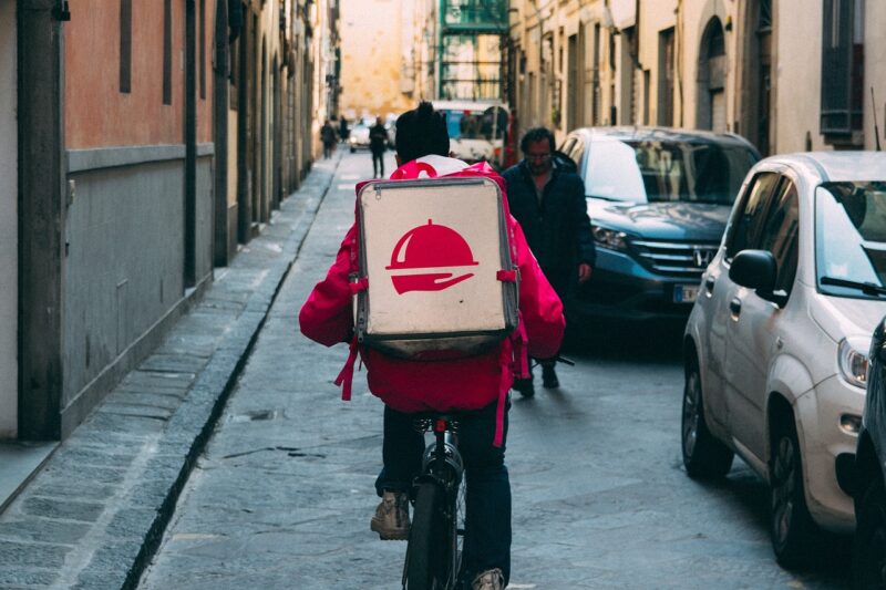 How UberEats and Other Food Delivery Apps Changed Dining Forever How UberEats and Other Food Delivery Apps Changed Dining Forever