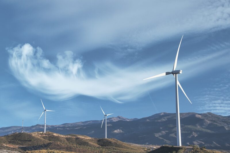 The Best Tips for Making Your Home More Energy Efficient (and Lowering Bills)