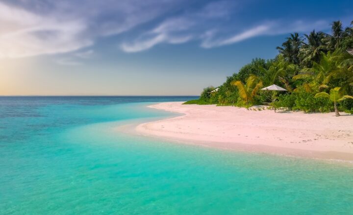 Top 10 Romantic Getaways for Couples Seeking Adventure and Relaxation