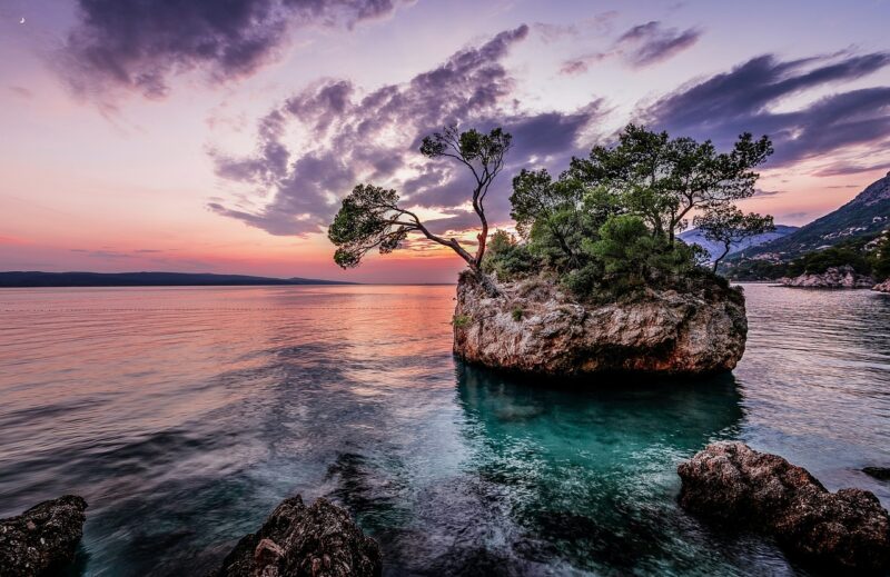 Why Thailand’s Beaches Should Be on Every Traveler’s Bucket List Why Thailand’s Beaches Should Be on Every Traveler’s Bucket List