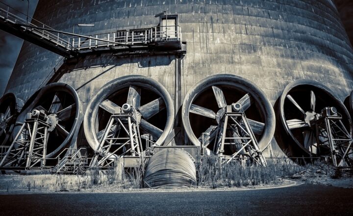 Top Fan Theories About DC’s Upcoming Movie Universe