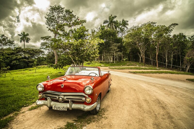 Exploring the World of Vintage Car Collecting: A Guide to This Classic Hobby