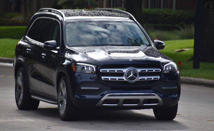 How to Find the Perfect Family Vehicle with Ample Storage and Seating