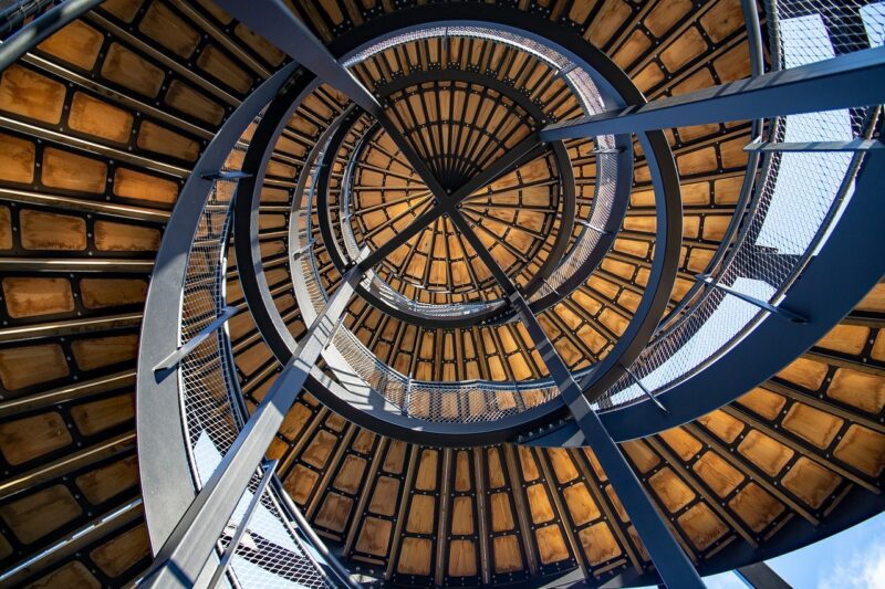 The Influence of Art Deco in Modern Interior Design Trends