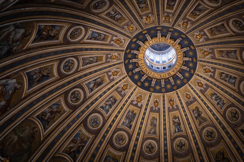 The Vatican’s Secret Connections with Mafia Figures in History The Vatican’s Secret Connections with Mafia Figures in History
