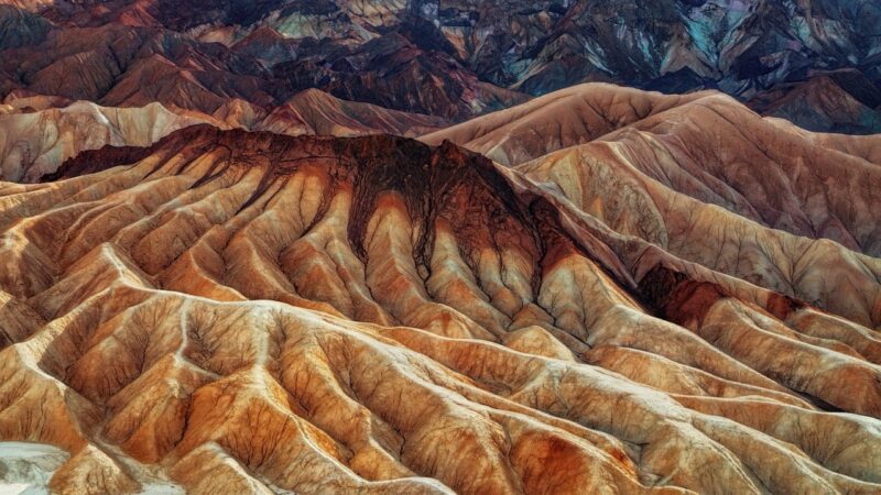 The Mystery of Moving Rocks in Death Valley: A Geologic Puzzle The Mystery of Moving Rocks in Death Valley: A Geologic Puzzle
