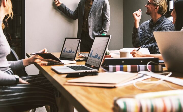 The Role of Detectives in Uncovering Corporate Fraud and White-Collar Crime