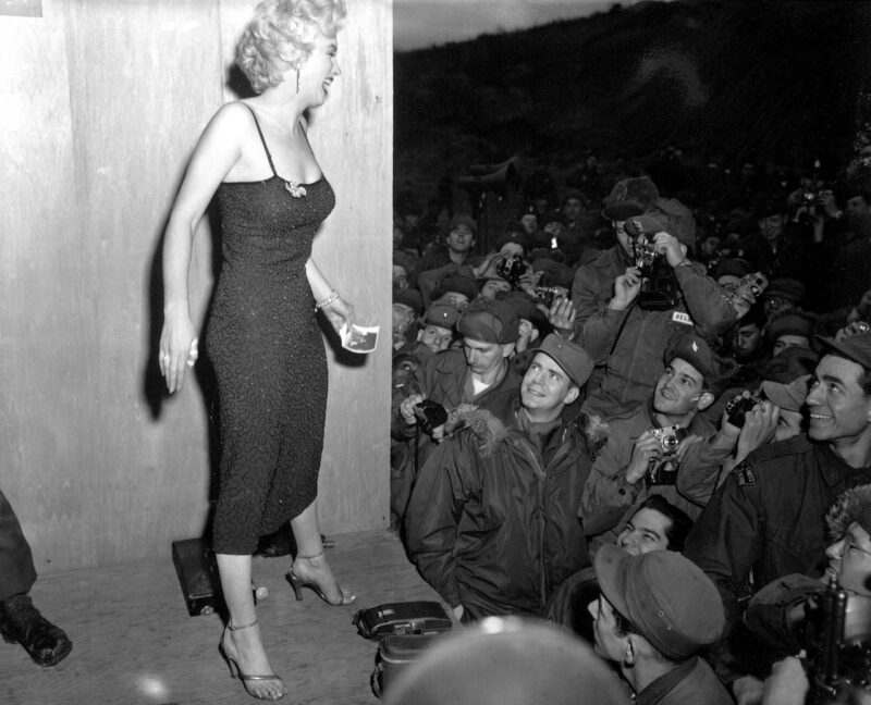 The Mysterious Death of Marilyn Monroe: Did the CIA and Mafia Collide? The Mysterious Death of Marilyn Monroe: Did the CIA and Mafia Collide?