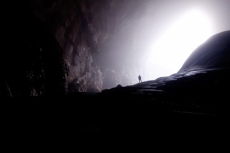 The Spooky Lore of the Bell Witch and the Haunted Cave in Tennessee The Spooky Lore of the Bell Witch and the Haunted Cave in Tennessee