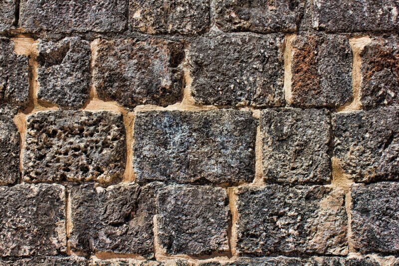 Ancient Walls That Stretch for Miles with No Clear Purpose Ancient Walls That Stretch for Miles with No Clear Purpose