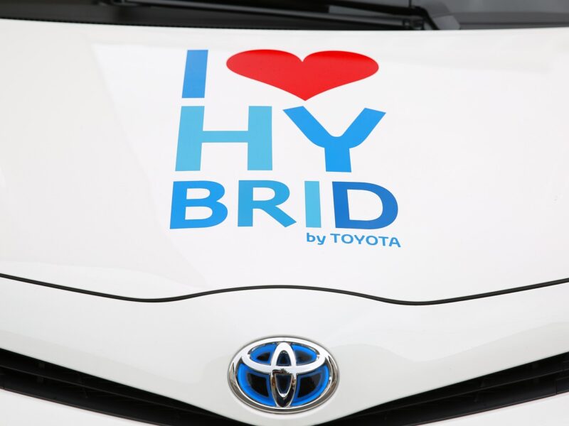 Why Midlife Drivers Are Choosing Hybrids for Fuel Efficiency and Comfort Why Midlife Drivers Are Choosing Hybrids for Fuel Efficiency and Comfort