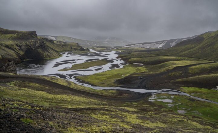 How Rivers Shape National Borders and Geopolitical Boundaries