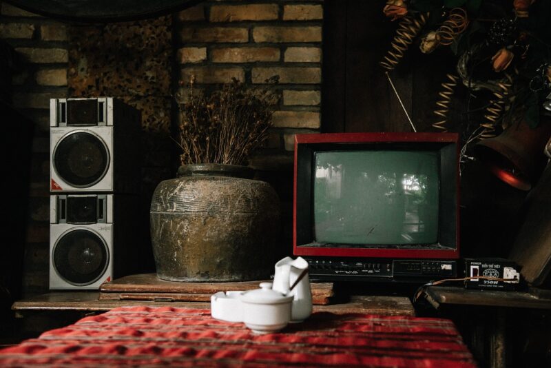 When TV Was a Luxury: The Evolution of Strange Television Devices When TV Was a Luxury: The Evolution of Strange Television Devices