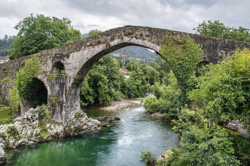 The Time Julius Caesar’s Soldiers Built a Bridge in 10 Days The Time Julius Caesar’s Soldiers Built a Bridge in 10 Days