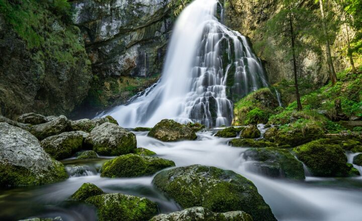 Why Some Rivers Flow North and Others South