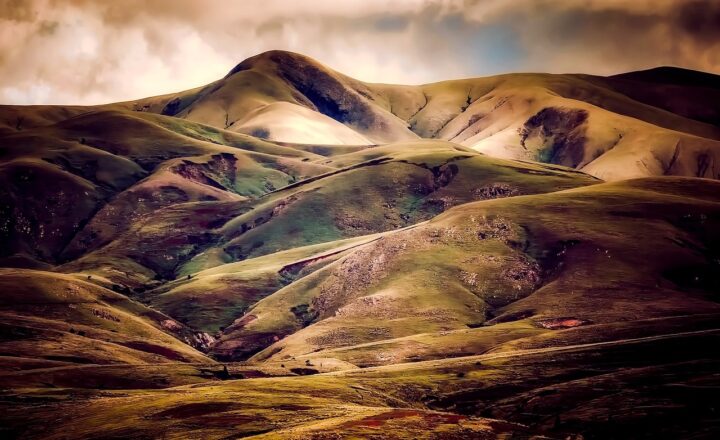 Why Iceland’s Islands Are a Must-Visit for Adventure Seekers and Nature Lovers