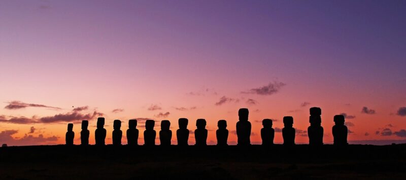 The Enigmatic Easter Island Statues: What We Know and What Remains a Mystery The Enigmatic Easter Island Statues: What We Know and What Remains a Mystery