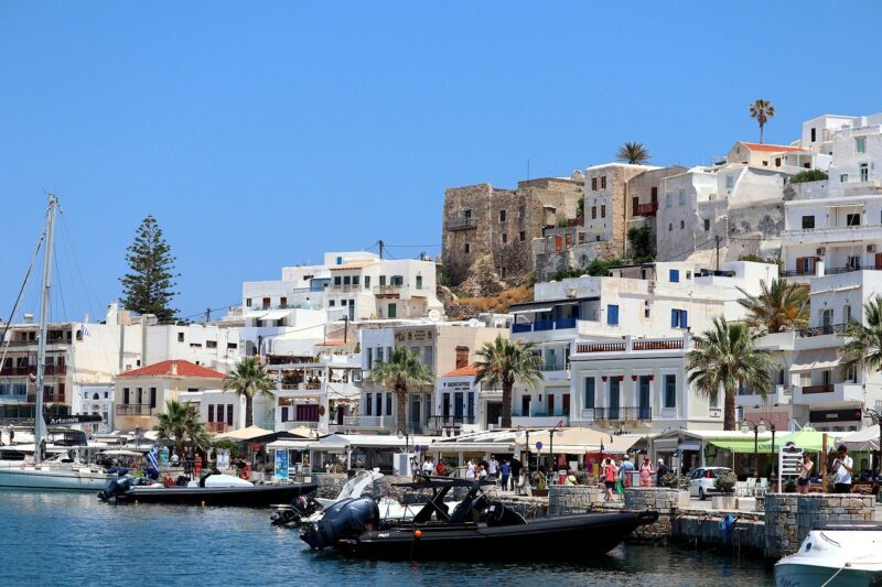 The Enchanting Islands of Greece: A Guide to Paradise for History Lovers The Enchanting Islands of Greece: A Guide to Paradise for History Lovers