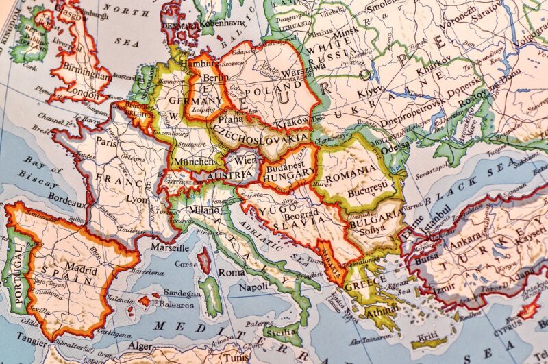 How the World Wars Redefined the Role of Nations in Global Politics How the World Wars Redefined the Role of Nations in Global Politics