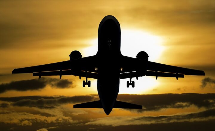 The Basics of Pressure: Why Airplanes Fly and Submarines Sink