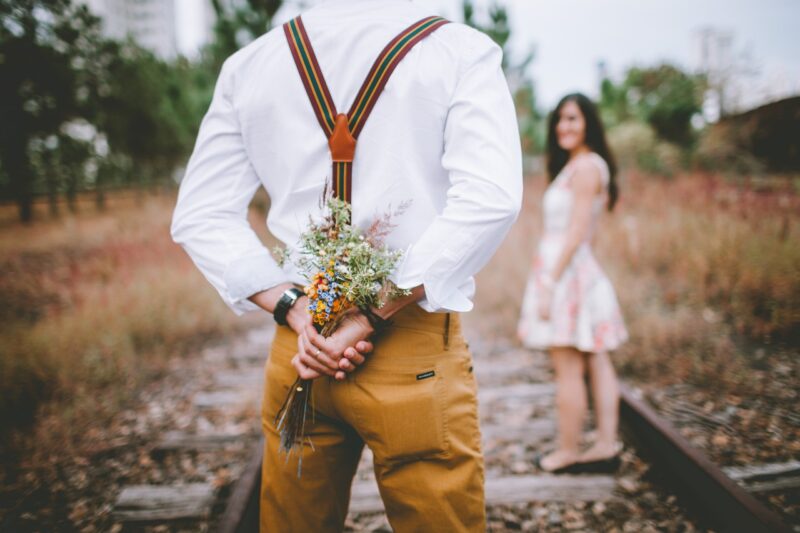 The Fascinating Science Behind Why We Fall in Love The Fascinating Science Behind Why We Fall in Love