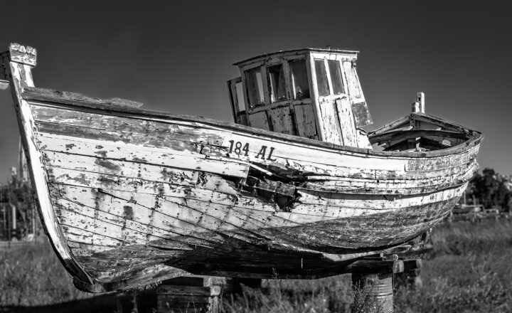 The Most Iconic Shipwrecks in History and the Mysteries They Left Behind