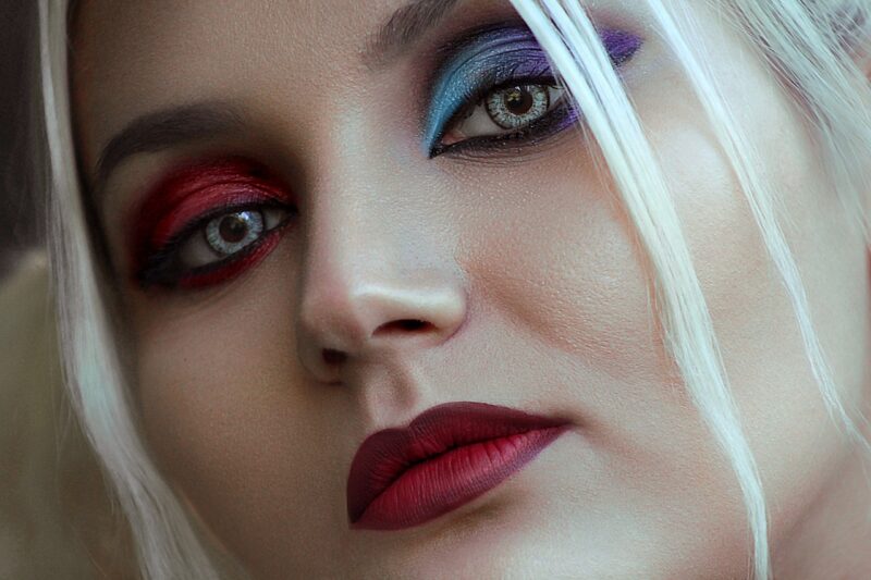 How Harley Quinn Became a Fan-Favorite Villain (And Hero) How Harley Quinn Became a Fan-Favorite Villain (And Hero)
