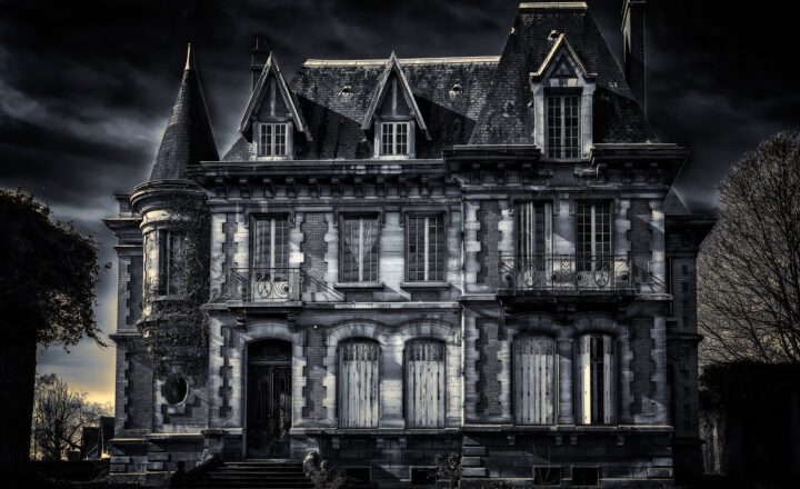 The Scariest Haunted Houses From Horror Movies That Will Leave You Trembling