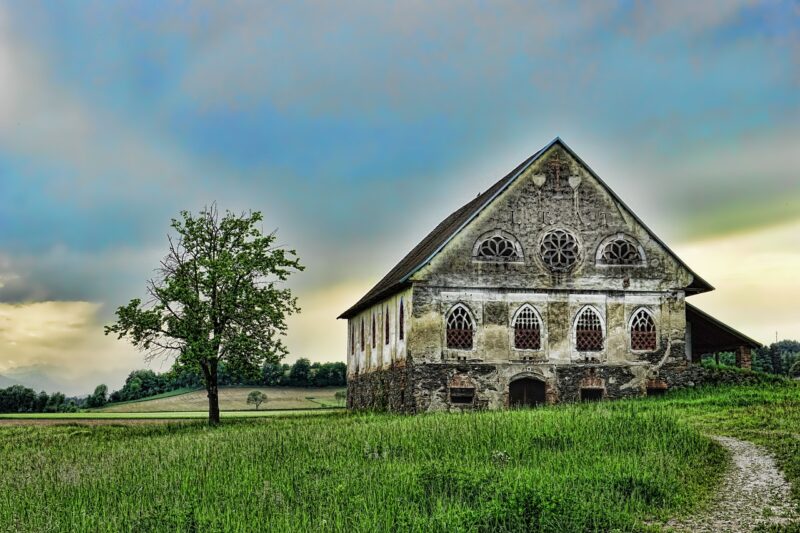 The Most Beautiful and Mysterious Abandoned Places on Earth That Remain Frozen in Time The Most Beautiful and Mysterious Abandoned Places on Earth That Remain Frozen in Time