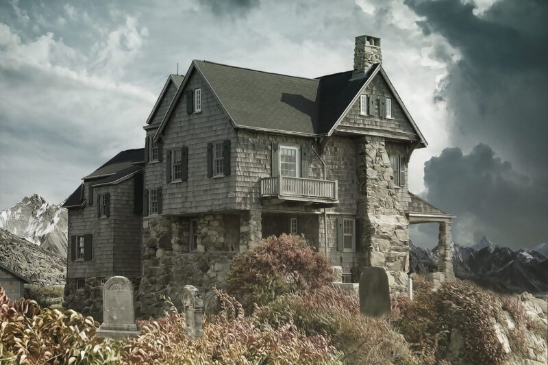 The Scariest Haunted Houses in Horror Movies That Became Legends in Pop Culture The Scariest Haunted Houses in Horror Movies That Became Legends in Pop Culture