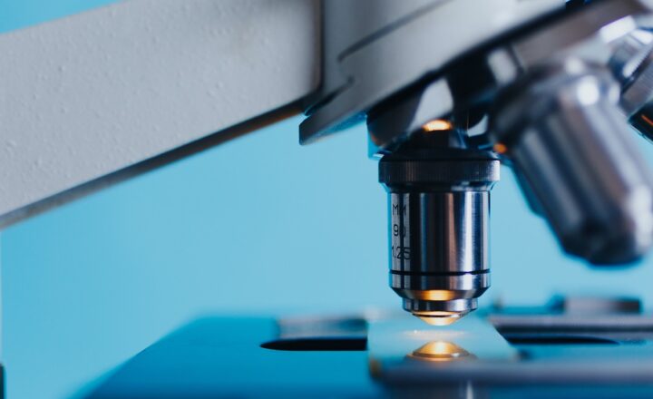 The Stories Behind Famous Scientific Experiments That Changed How We Understand the World