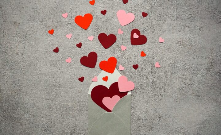 The Stories Behind Famous Love Letters That Defined History and Inspired Generations