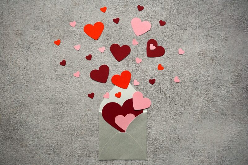 The Stories Behind Famous Love Letters That Defined History and Inspired Generations
